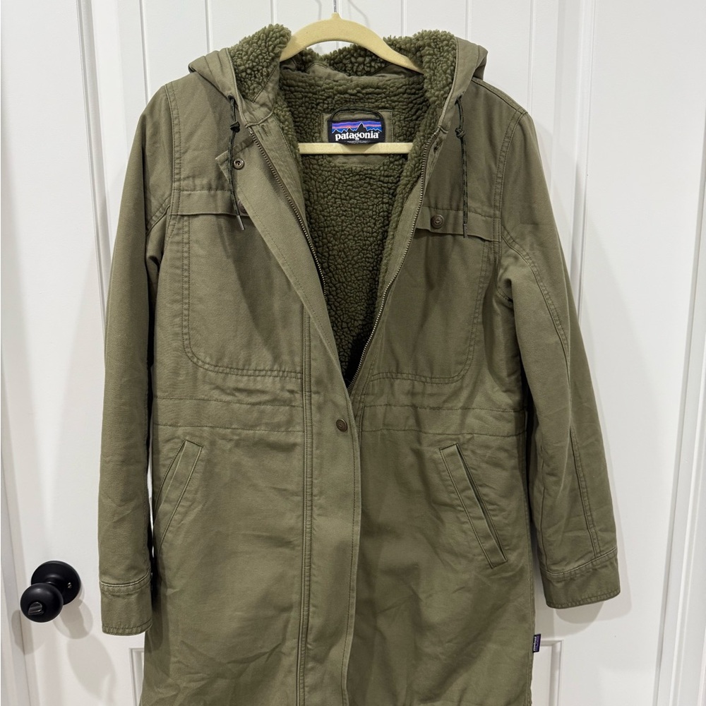 Patagonia Women's Green Hooded Coat